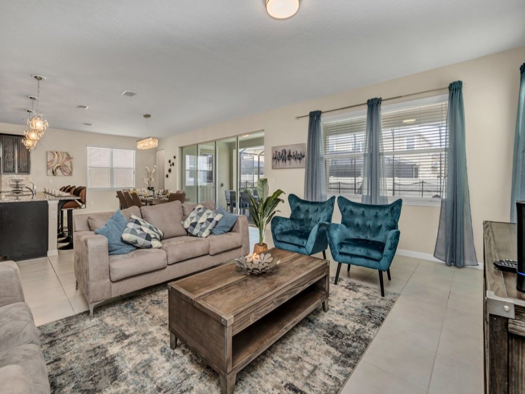 Best Resort Solara 5 Bedroom Pool home! Flowrider Vacation Rental in Kissimmee - RedAwning