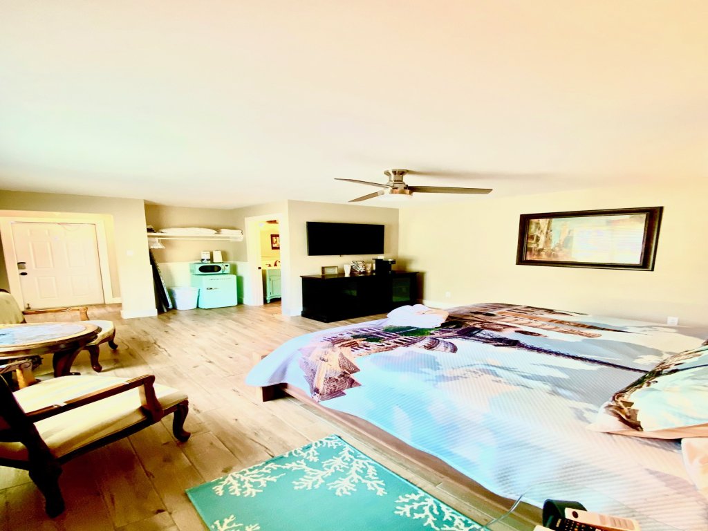 Coast Oaks Cottage 6 Vacation Rental in Rockport - RedAwning
