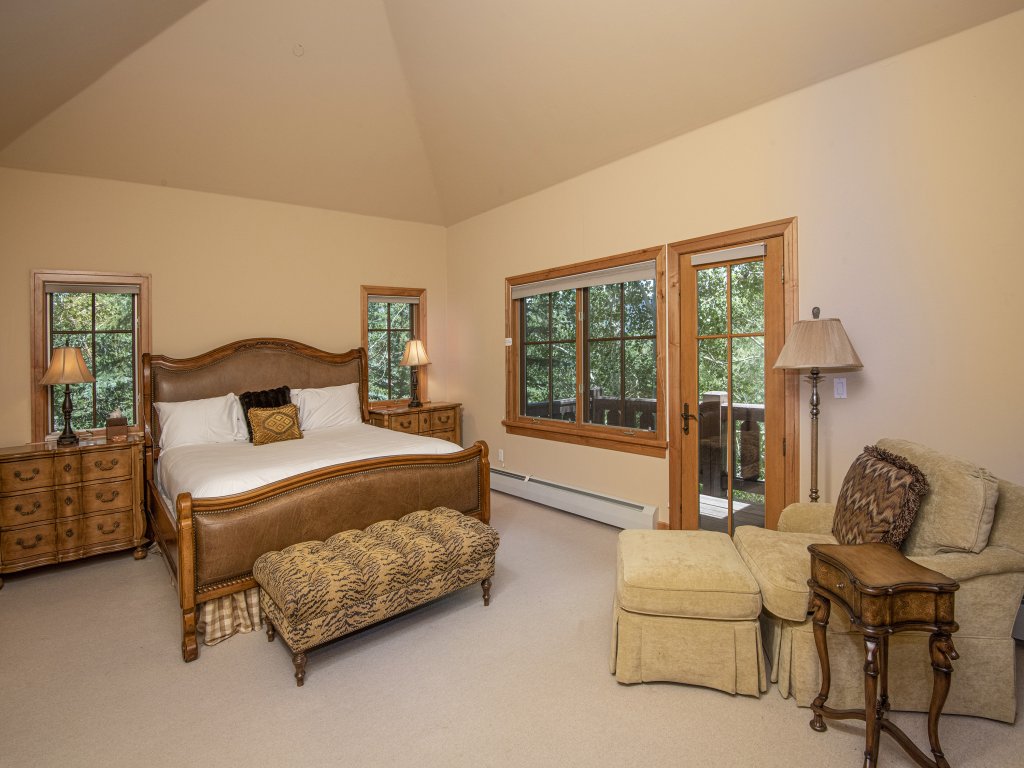 40 Goshawk Vacation Rental in Bachelor Gulch - RedAwning