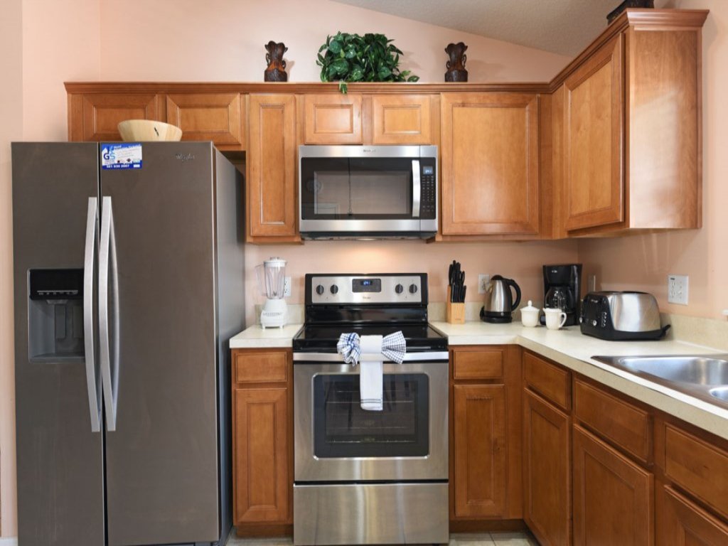 4 Bed Pool Game Room in  Sandy Ridge Vacation Rental in Davenport - RedAwning