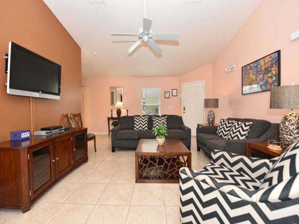 4 Bed Pool Game Room in  Sandy Ridge Vacation Rental in Davenport - RedAwning