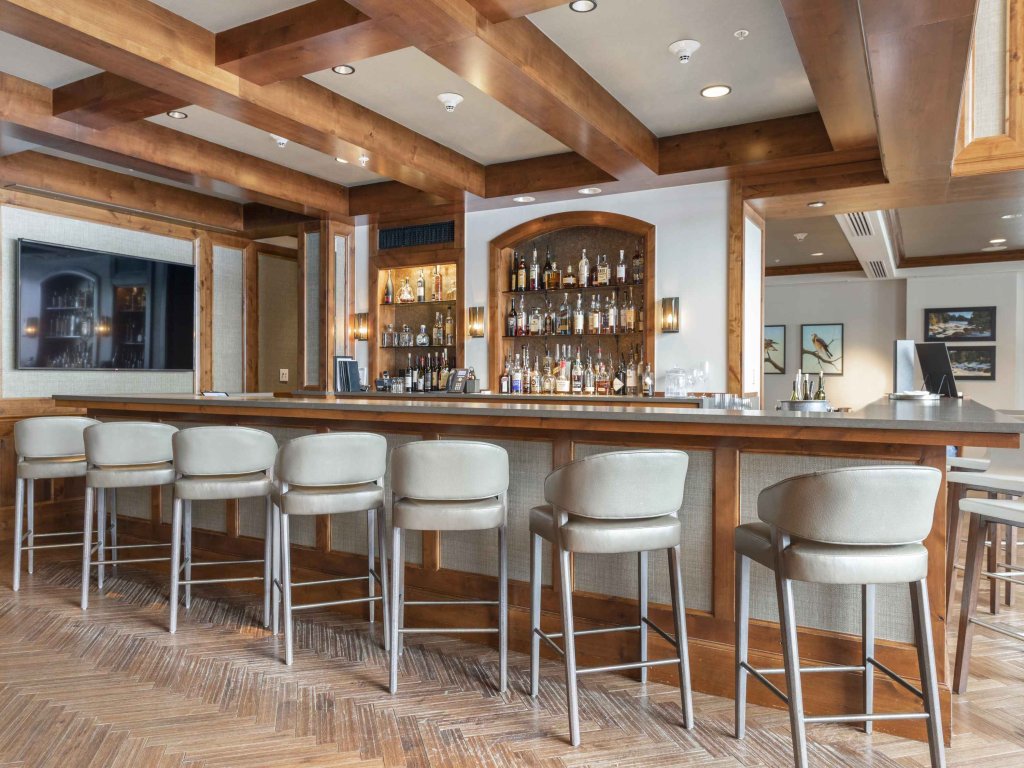Ritz Carlton Vail #200 Vacation Rental in Vail - RedAwning