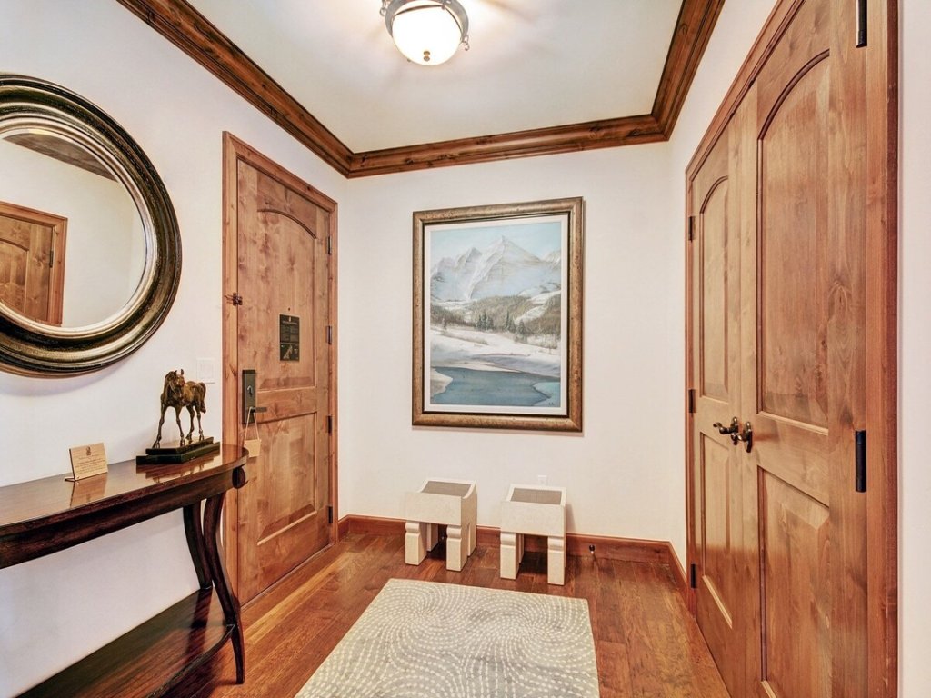Ritz Carlton Vail #200 Vacation Rental in Vail - RedAwning
