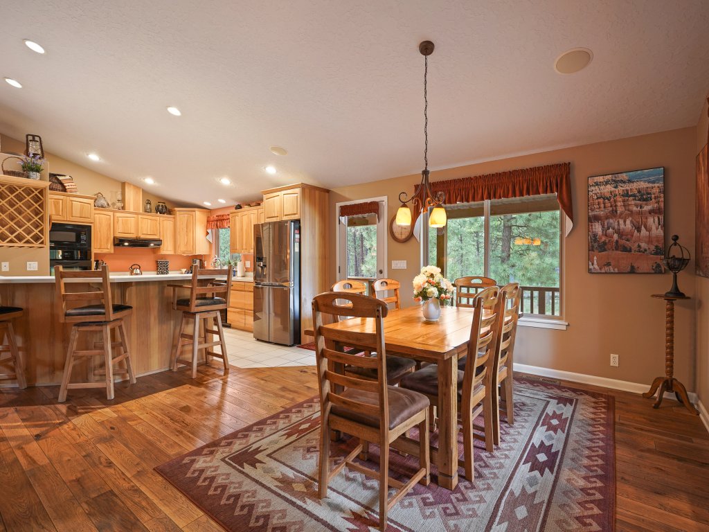 164 Jillian Vacation Rental in Sunriver - RedAwning