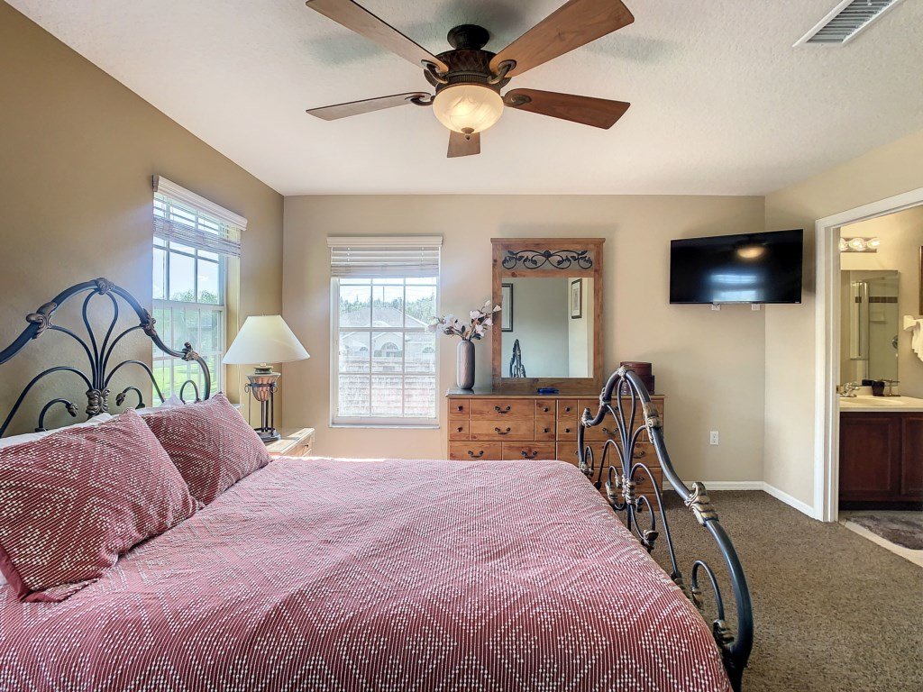 Fantastic 7 Bed 6 Bath in Prestigious Gated Comm. Vacation Rental in Kissimmee - RedAwning
