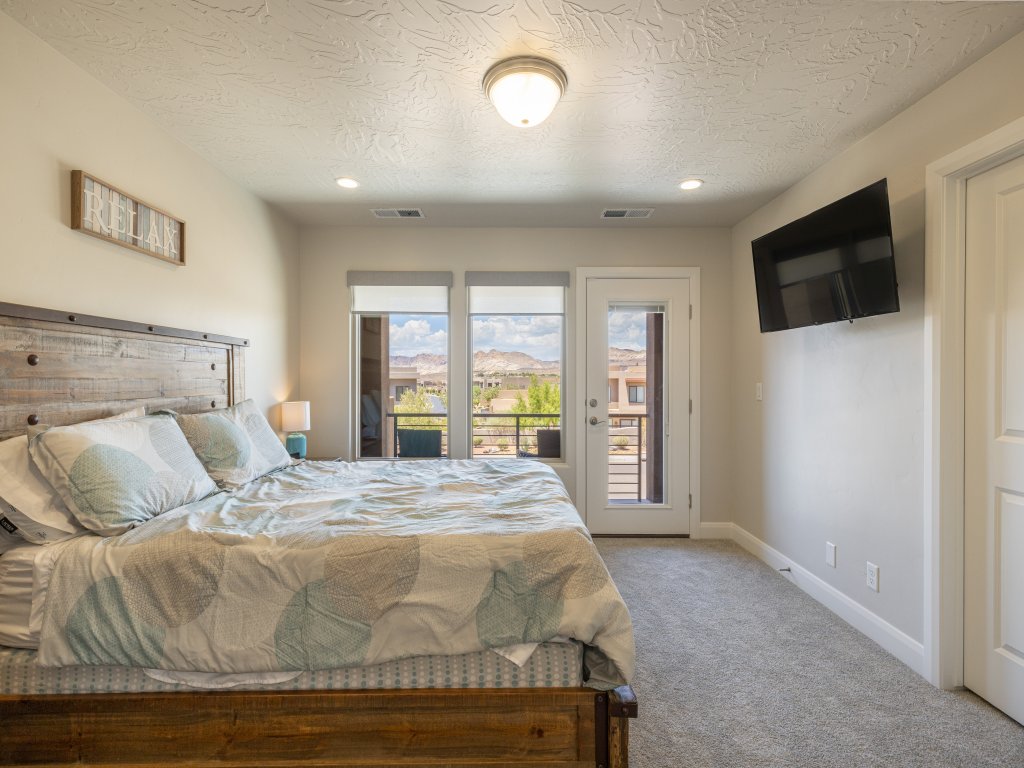 A Green Escape Vacation Rental in St. George - RedAwning