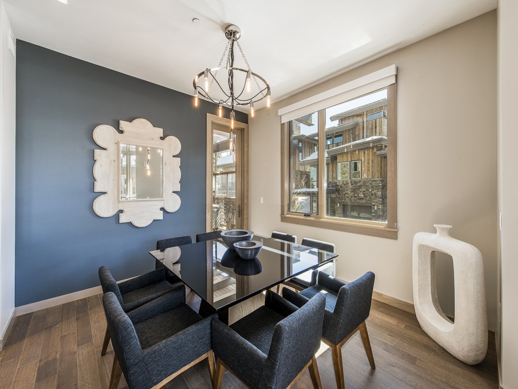 Platinum Four Bedroom Suite Vacation Rental in Park City - RedAwning