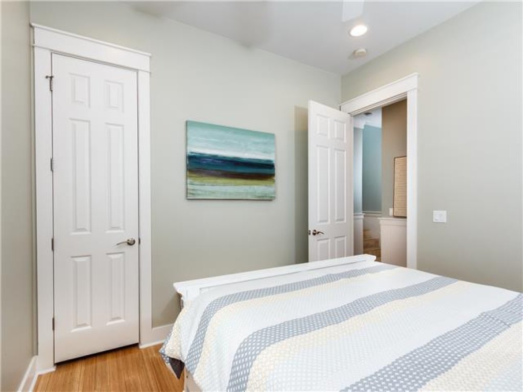 Sea View Play Vacation Rental in Navarre - RedAwning