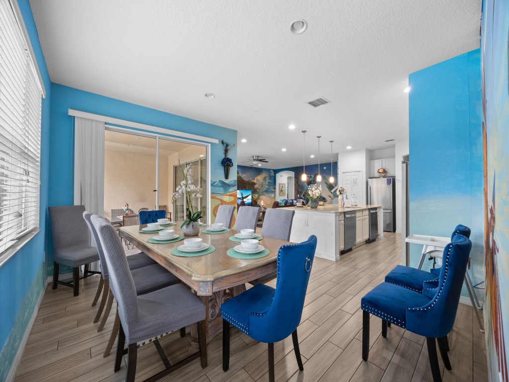 Luxury 13 Bedroom Disney Villa Pool SPA Game Room WI-FI Vacation Rental in Davenport - RedAwning
