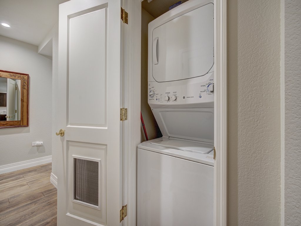 Modern and Updated St James Premium 3BR Residence Vacation Rental in Beaver Creek - RedAwning