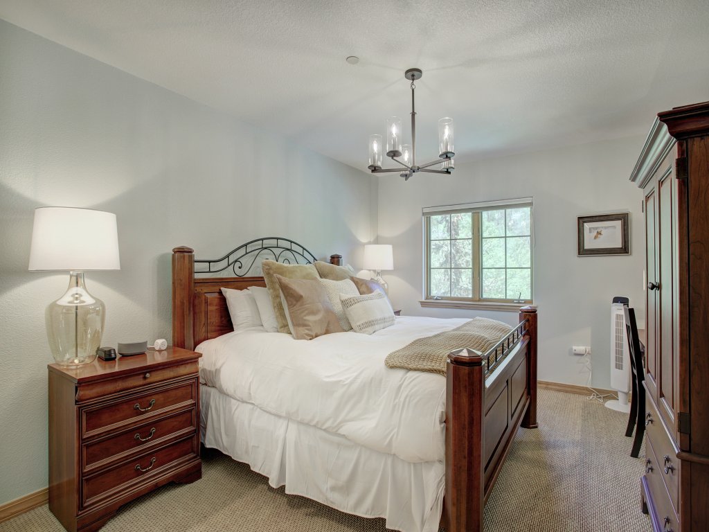 Luxury 4BR Premier Residence at St James Place Vacation Rental in Beaver Creek - RedAwning