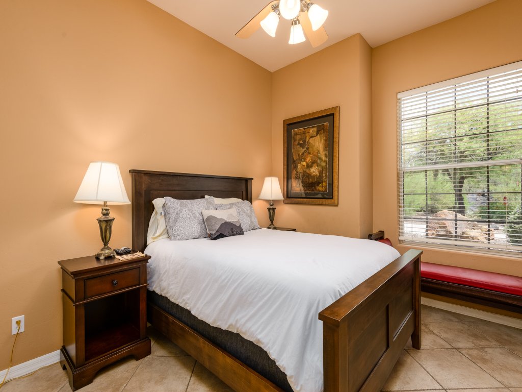 Casa Dynamite Vacation Rental in Cave Creek - RedAwning