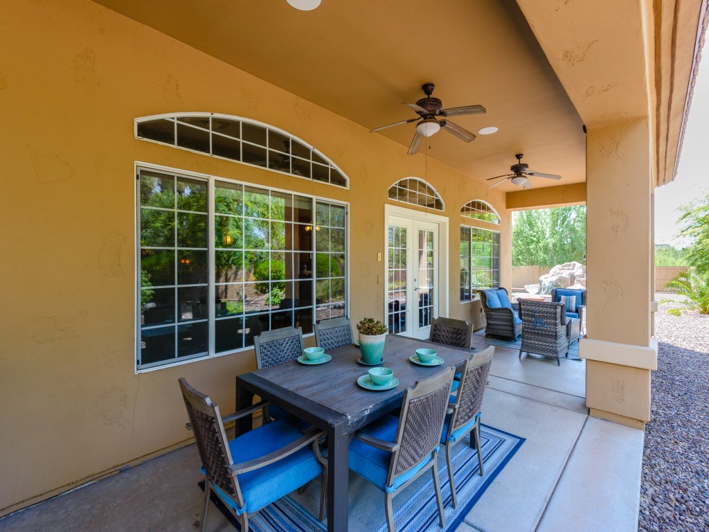 Casa Dynamite Vacation Rental in Cave Creek - RedAwning