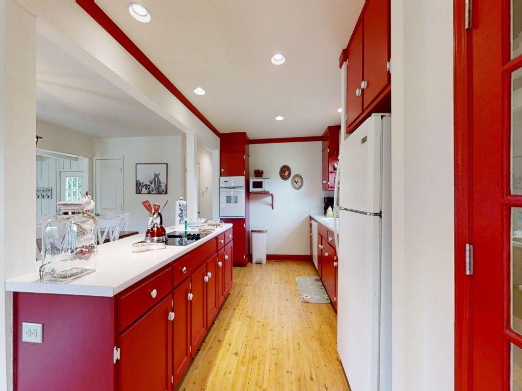 Peace of Paradise Vacation Rental in Townsend - RedAwning