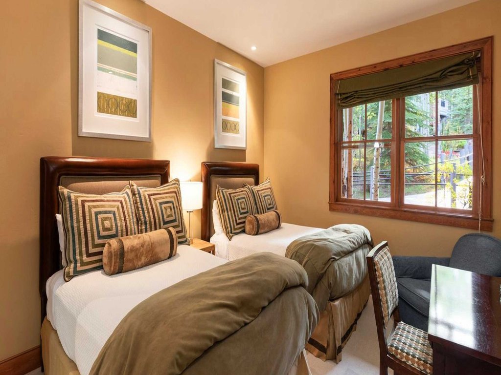 Bearpaw D1 Vacation Rental in Bachelor Gulch - RedAwning