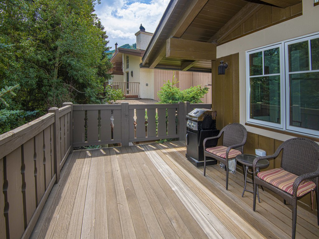 Bridge St. Condominium Chalet Vacation Rental in Vail - RedAwning
