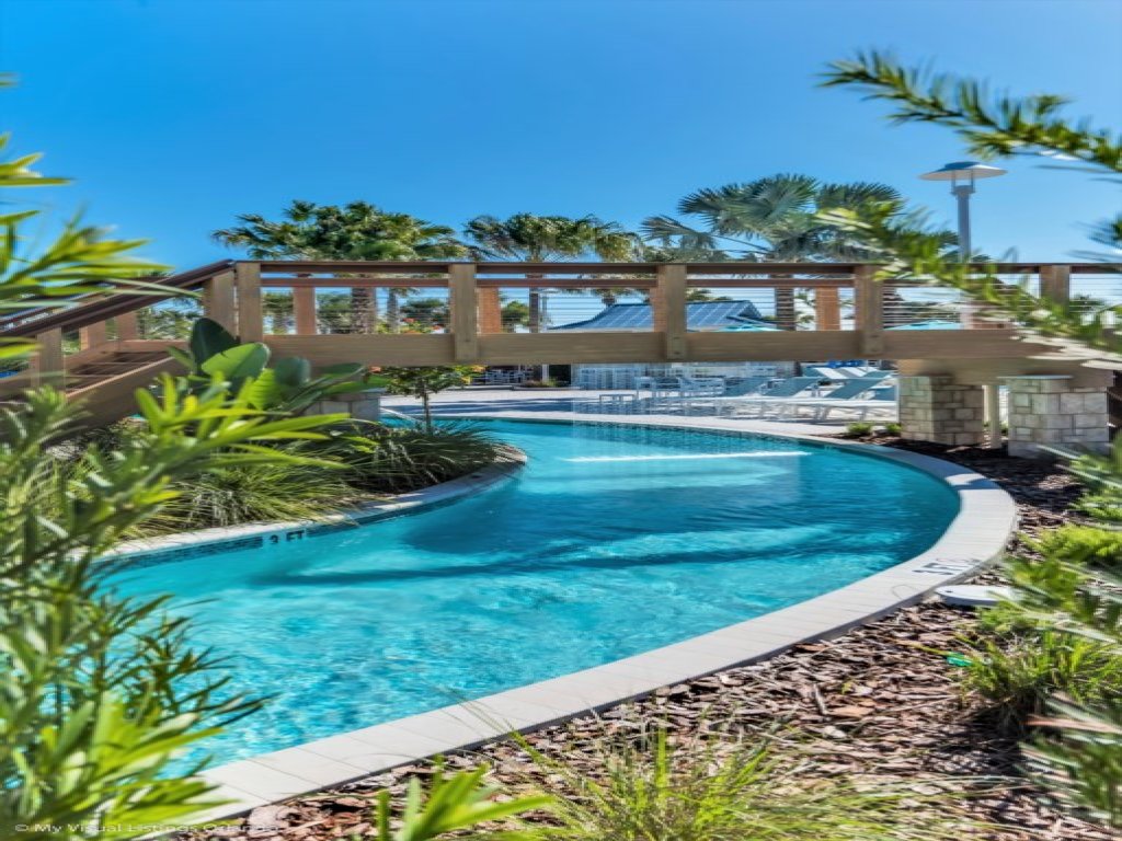 Bright & Sunny In Resort Near Disney! Vacation Rental in Davenport - RedAwning