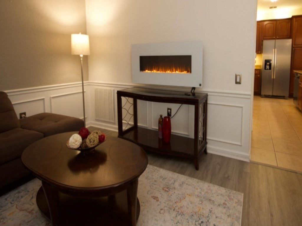 Lake View 3 bed 2 Bath Condo Vista Cay Resort Vacation Rental in Orlando - RedAwning