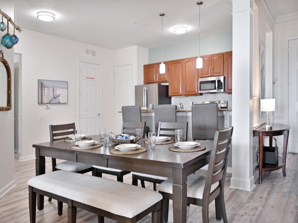 3 Bed Penthouse Near Convention Center! Vista Cay  Vacation Rental in Orlando - RedAwning
