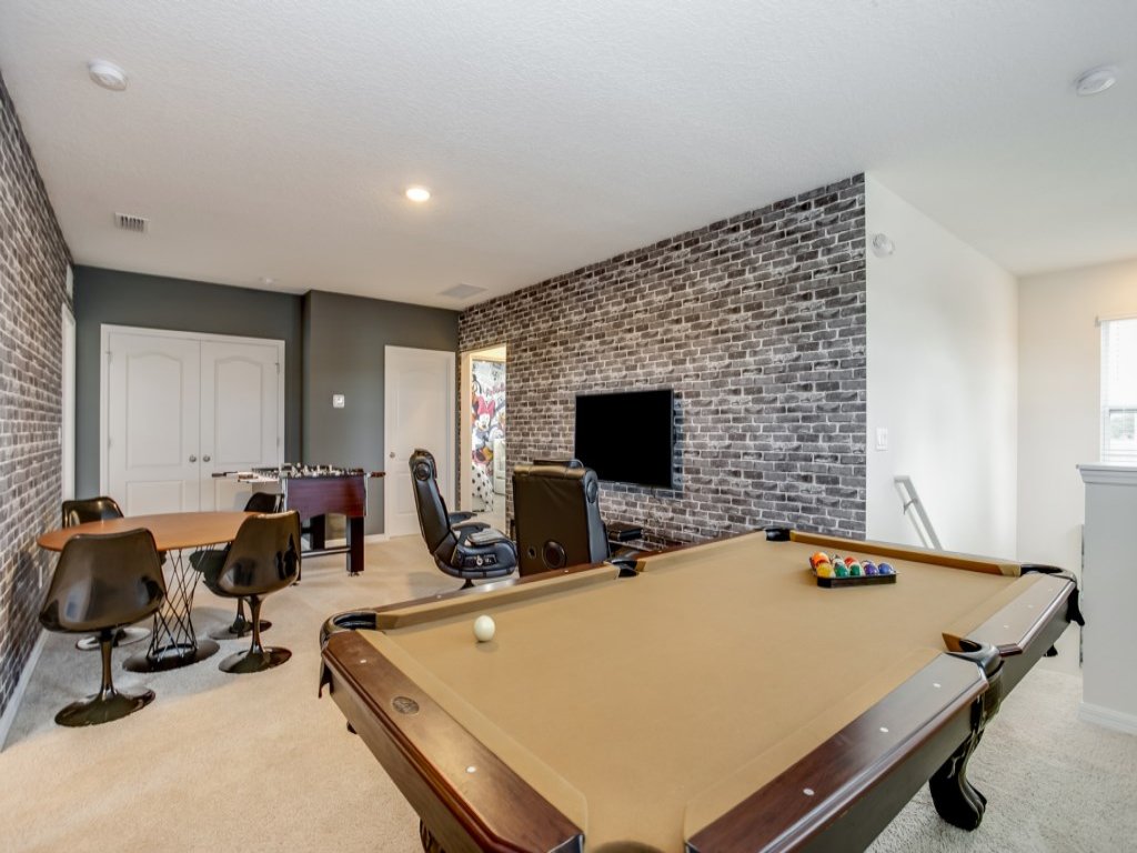  Luxury 6 Bedroom 5 Bath  Home With Spa  Vacation Rental in Davenport - RedAwning