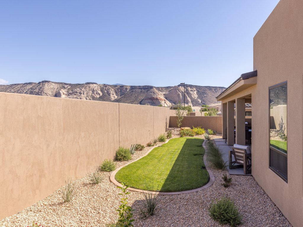Playin On The Ledge Vacation Rental in St. George - RedAwning