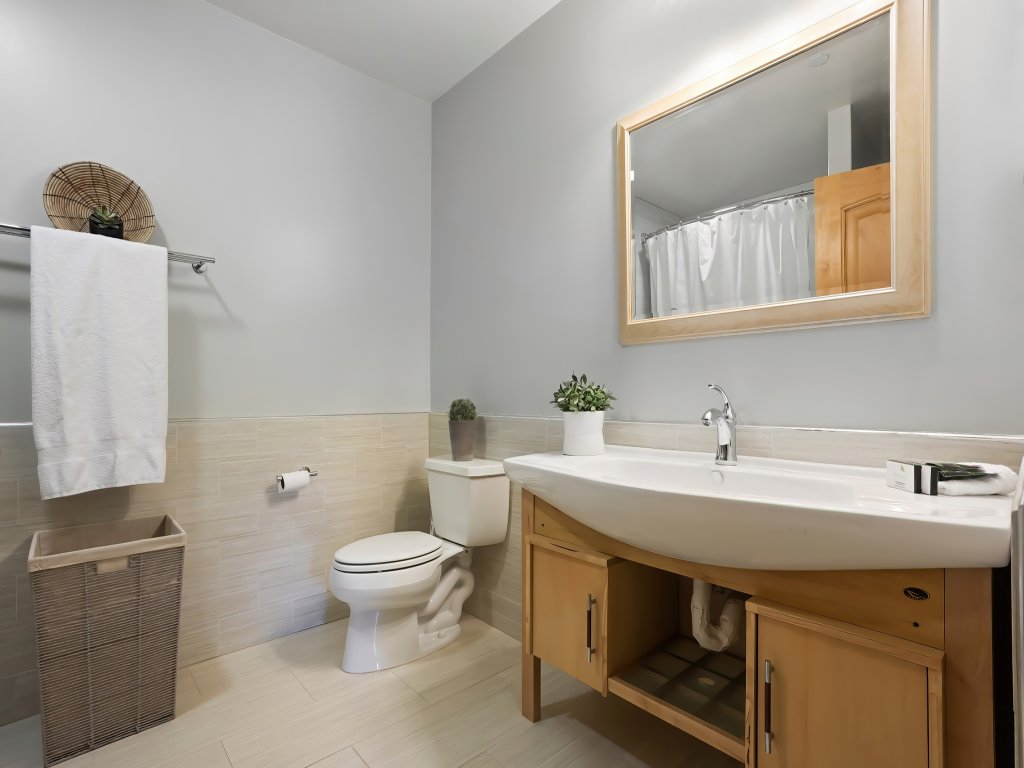 Modern Condo - EV Charger - SM 301 Vacation Rental in Bear Valley - RedAwning