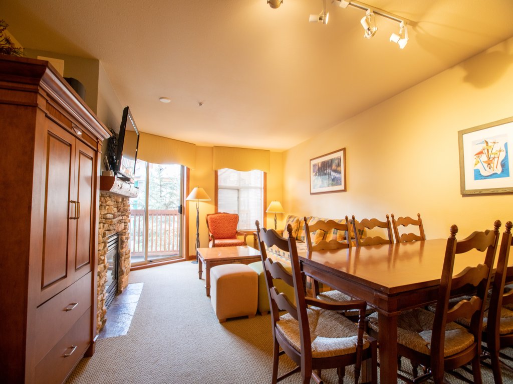3309A - One Bedroom Standard Powderhorn Lodge Vacation Rental in Solitude - RedAwning