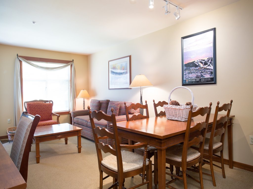 3406 - One Bedroom + Den Standard Powderhorn Lodge Vacation Rental in Solitude - RedAwning