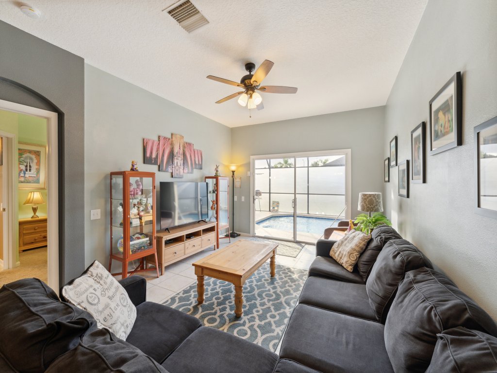 Vacation Resort Home Right Outside of Disney World Vacation Rental in Kissimmee - RedAwning
