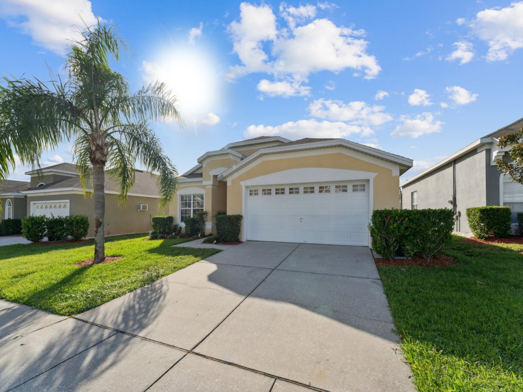 Vacation Resort Home Right Outside of Disney World Vacation Rental in Kissimmee - RedAwning