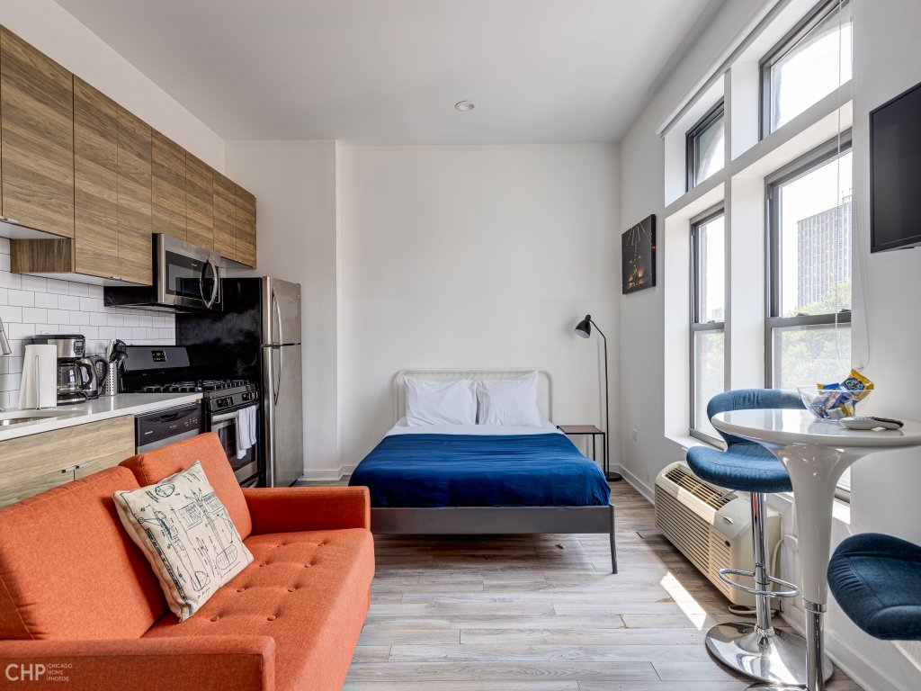 Cabin 307 at 747 Lofts Vacation Rental in Chicago - RedAwning