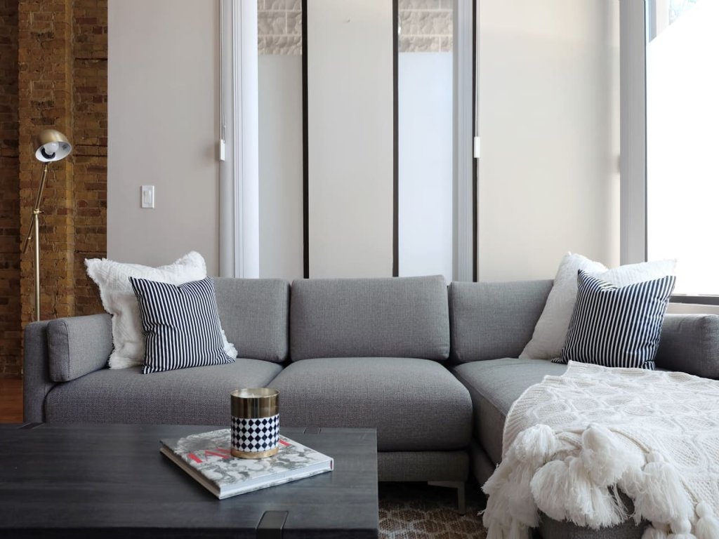 Breathtaking Getaway in Prime Lakeview Location! Vacation Rental in Chicago - RedAwning