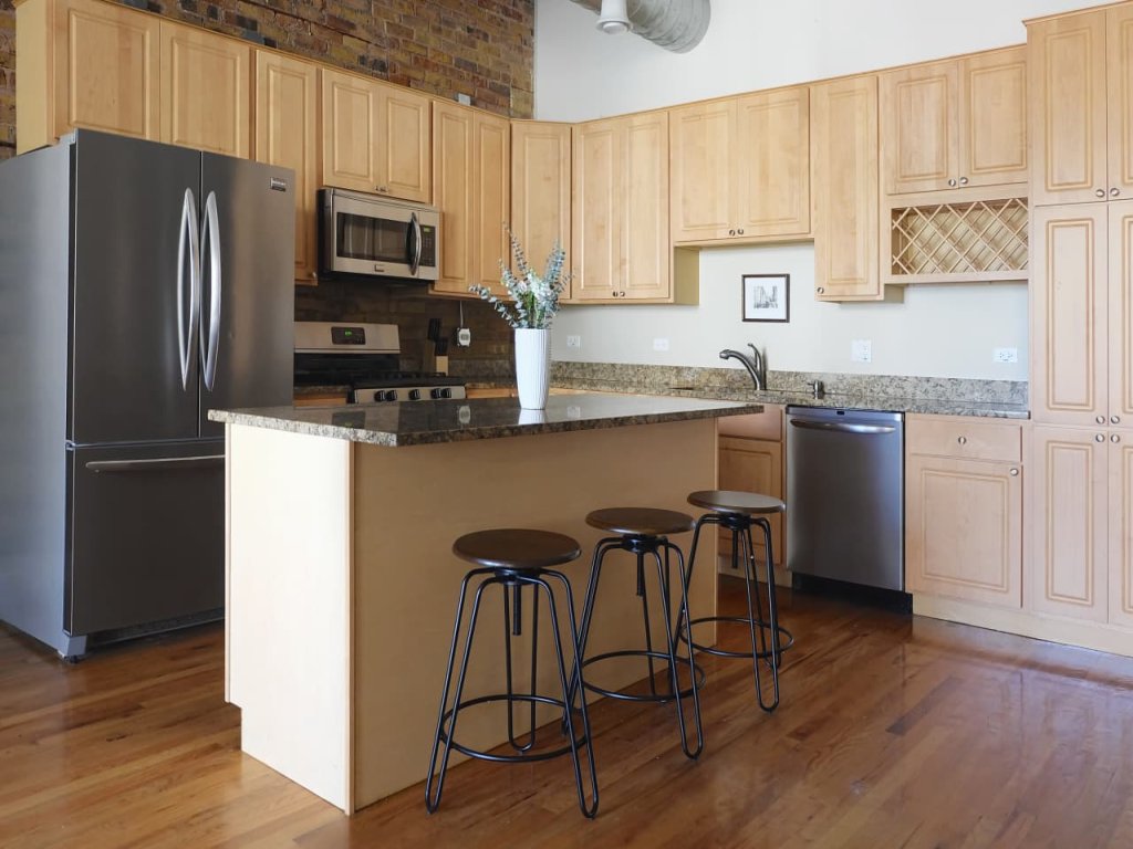 Breathtaking Getaway in Prime Lakeview Location! Vacation Rental in Chicago - RedAwning