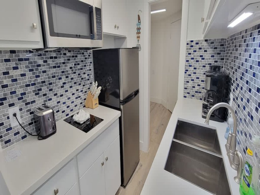 *Huge Beachview Home *Pool *Updated Vacation Rental in South Padre Island - RedAwning