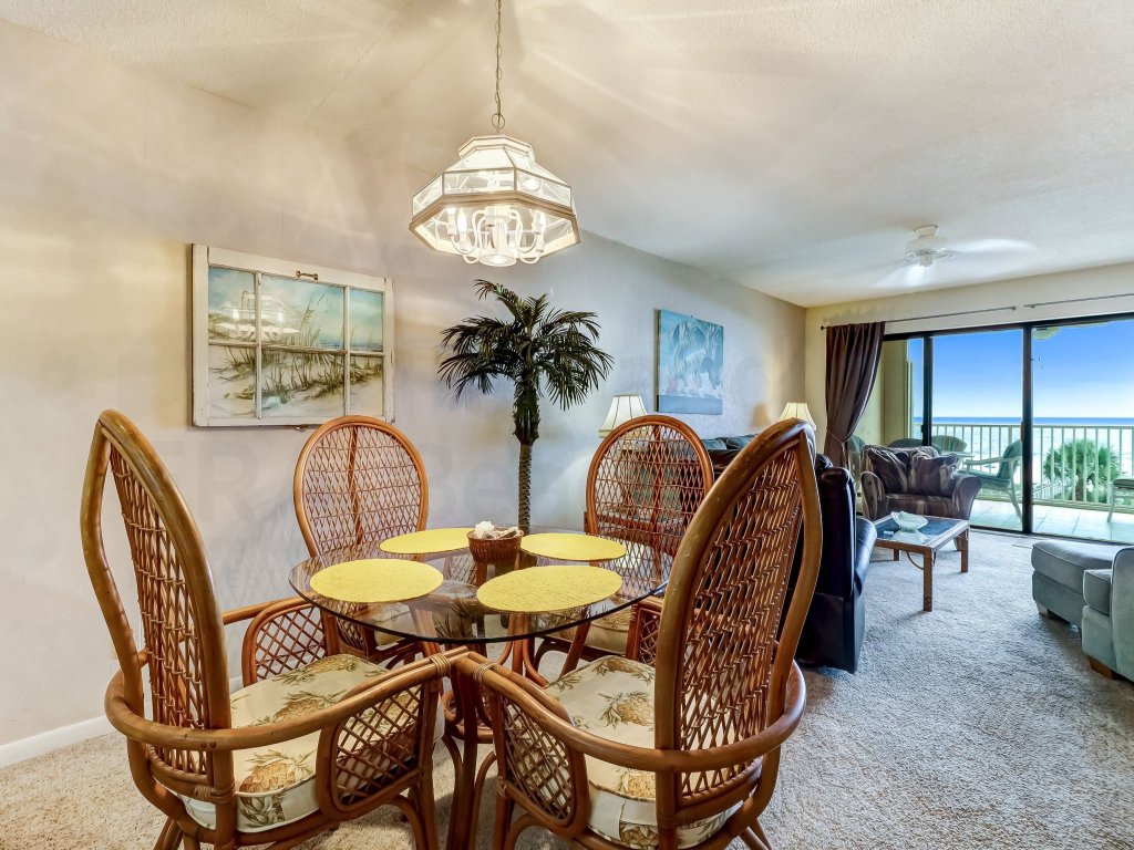 303 Atlantis Vacation Rental in Fernandina Beach - RedAwning
