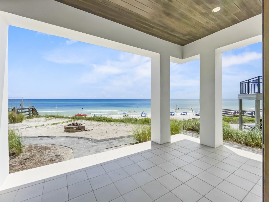 224 Winston Ln Vacation Rental in Inlet Beach - RedAwning