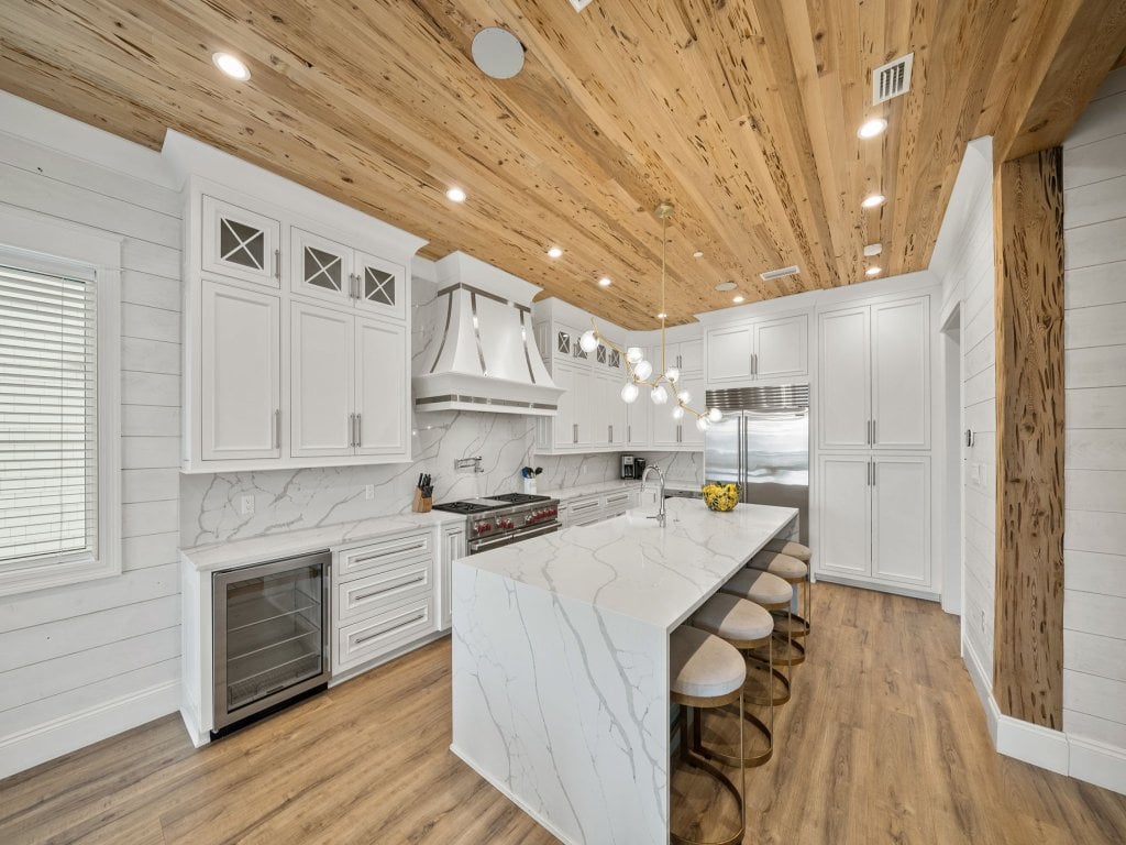 Summer Wind Vacation Rental in Seagrove Beach - RedAwning