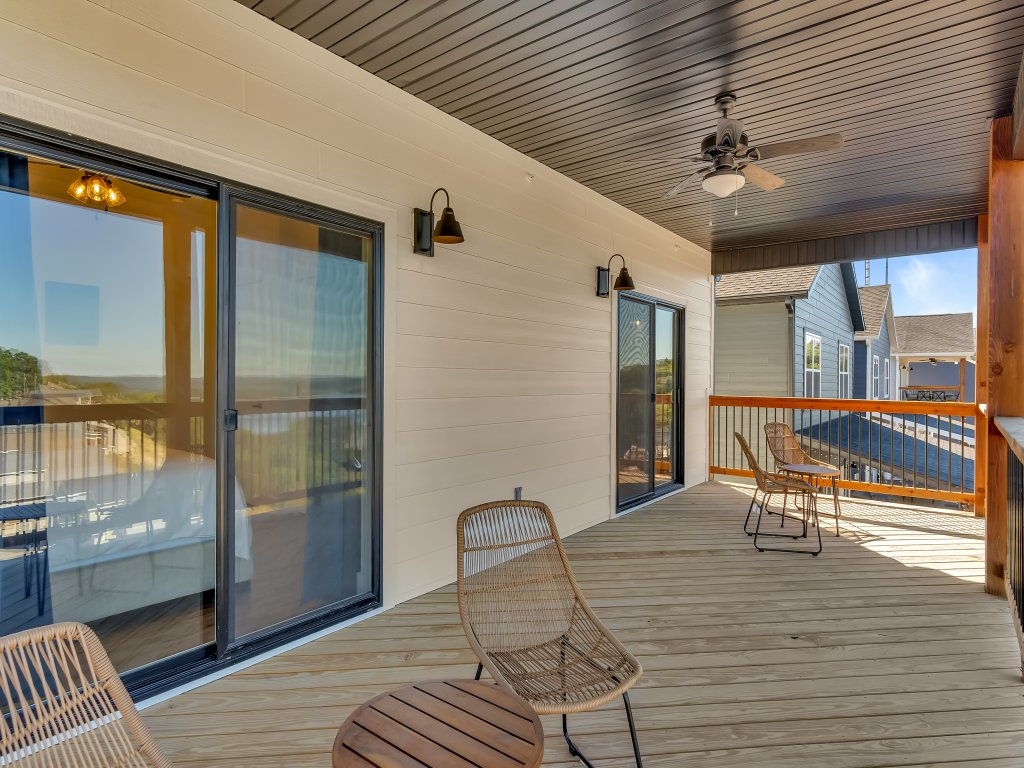 CM115 - Chateau Royale Vacation Rental in Branson - RedAwning