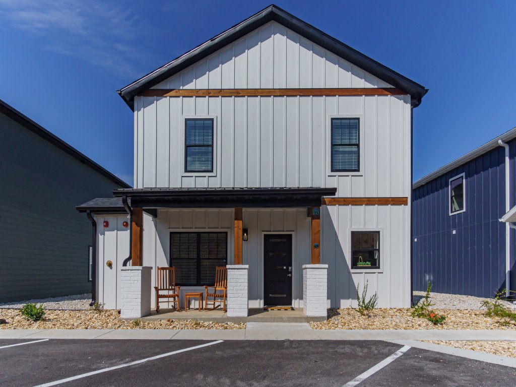 CM115 - Chateau Royale Vacation Rental in Branson - RedAwning
