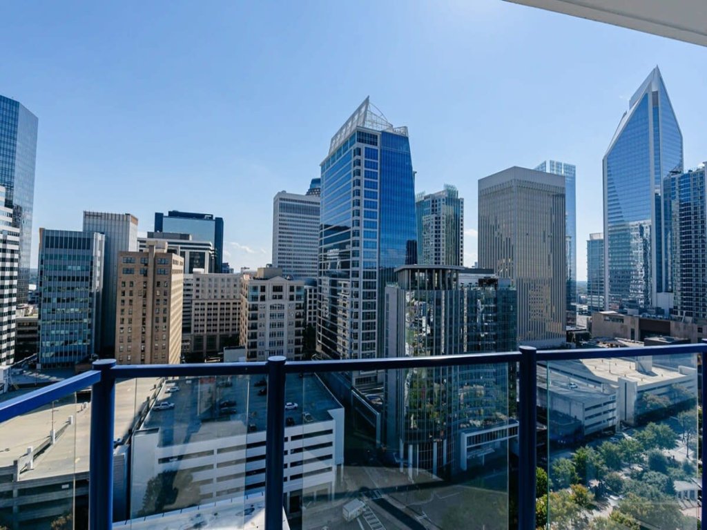 Charlotte Uptown Fully Furnished Apartments Vacation Rental in North Carolina - RedAwning