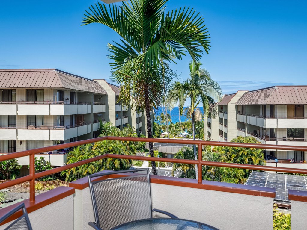 White Sands Village#225 Vacation Rental in Kailua Kona - RedAwning