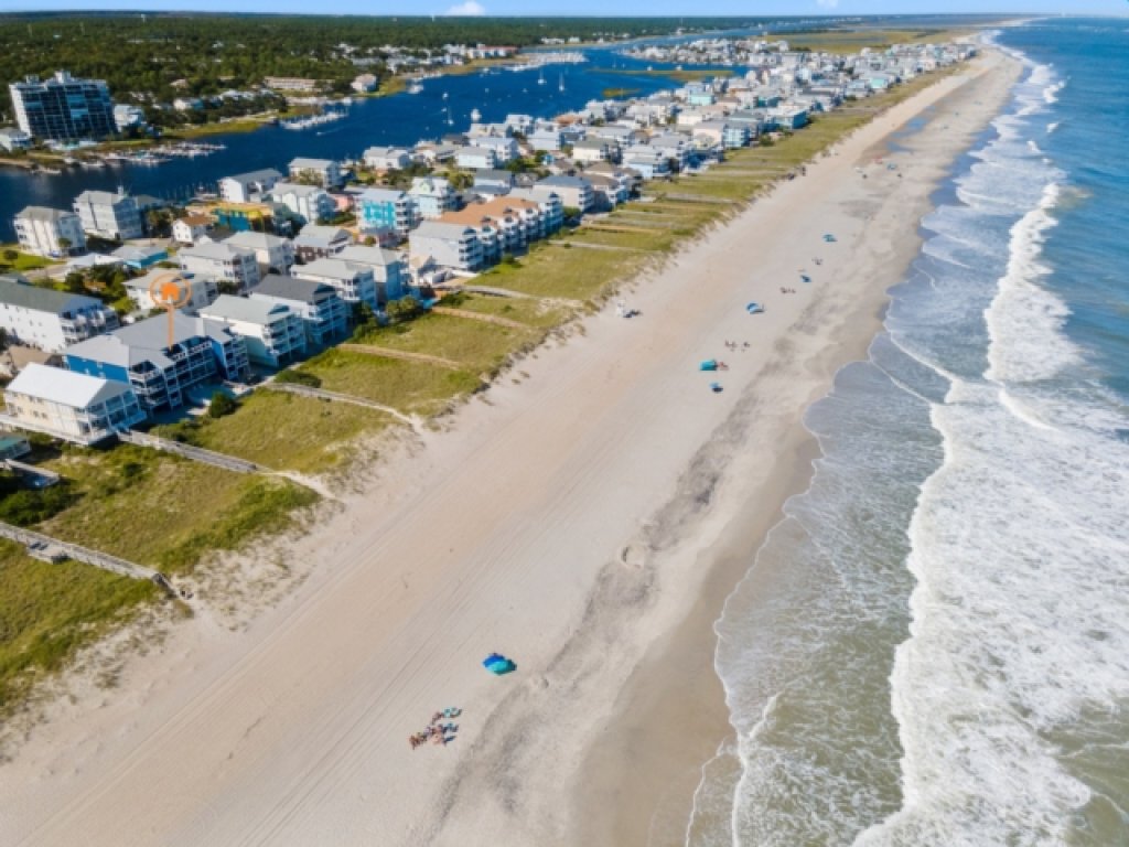 Good Vibes Only Vacation Rental in North Carolina - RedAwning