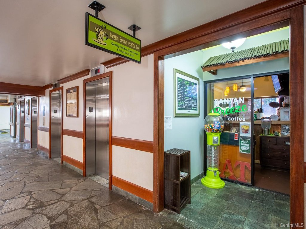 Tower 1 Suite 2705 - QQS Vacation Rental in Honolulu - RedAwning