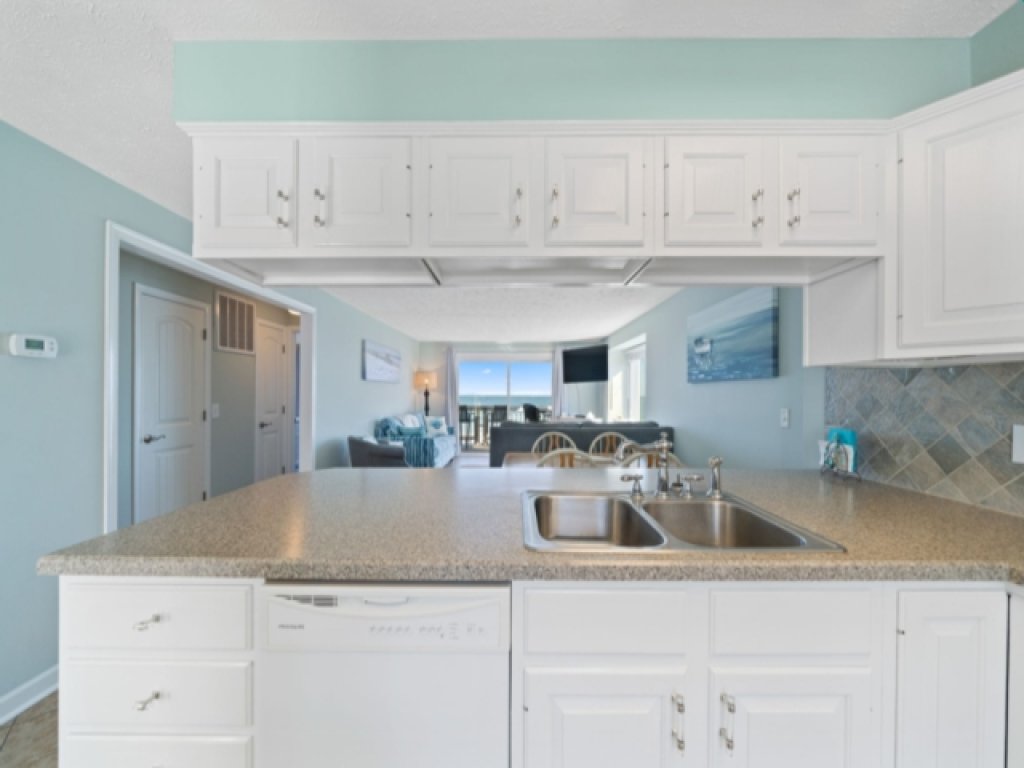 Turtle Cove Vacation Rental in North Carolina - RedAwning