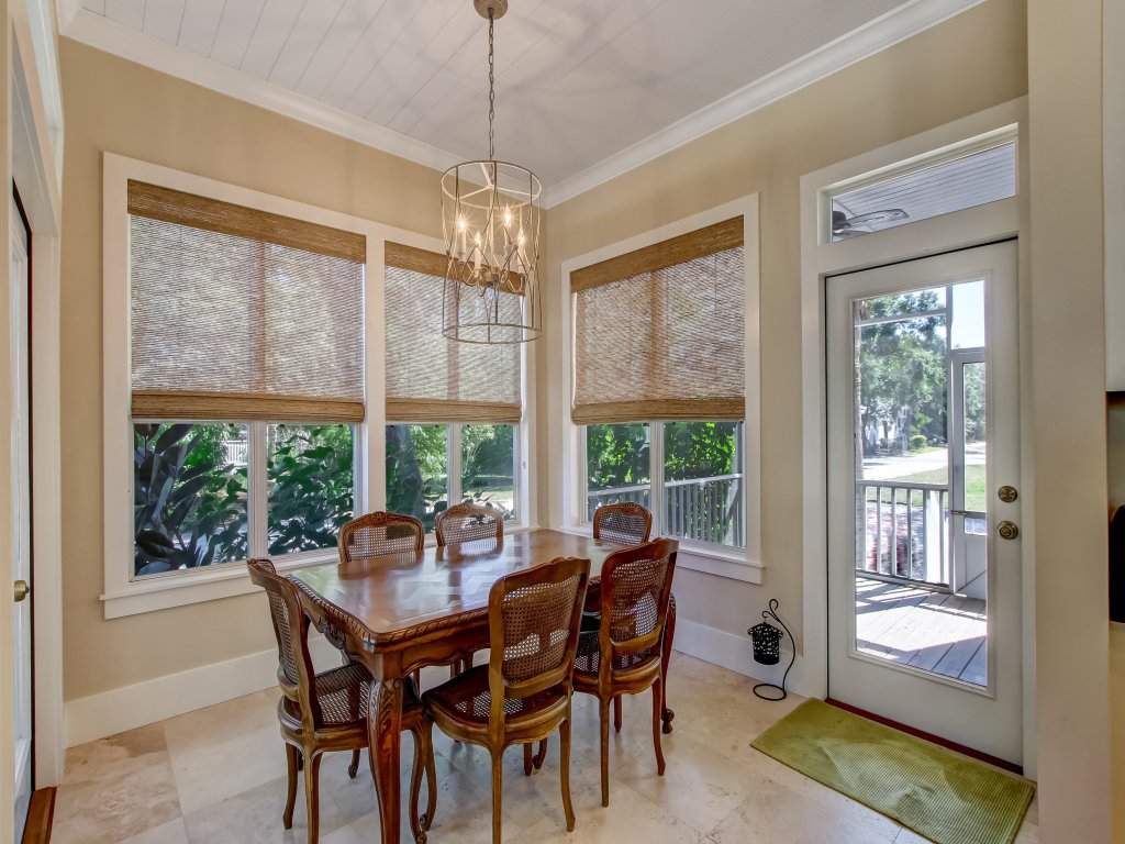 1016 San Fernando Street Vacation Rental in Fernandina Beach - RedAwning