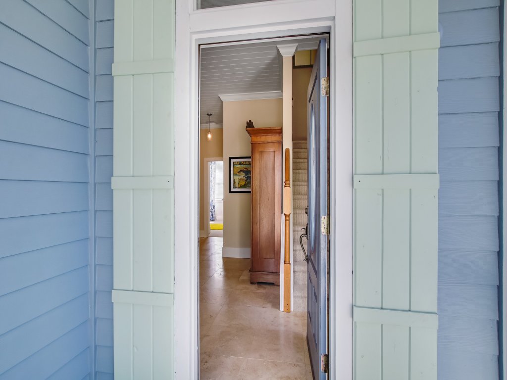 1016 San Fernando Street Vacation Rental in Fernandina Beach - RedAwning