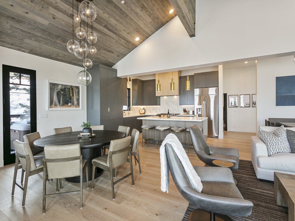 50 - Six Bedroom with Spa Stag Lodge Vacation Rental in Park City - RedAwning