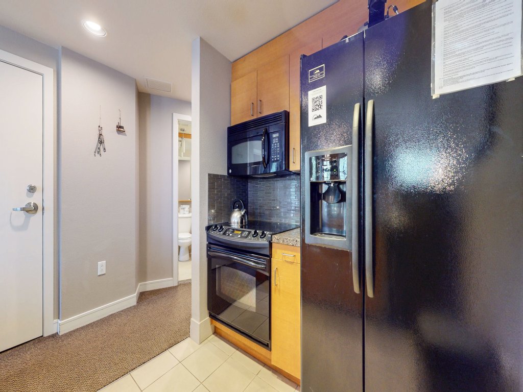 Village Monache #311 Vacation Rental in Mammoth Lakes - RedAwning