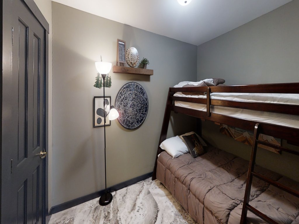 Allegheny Springs 240 - Perfect lift views from this opulent 2BR Den! Vacation Rental in Snowshoe - RedAwning