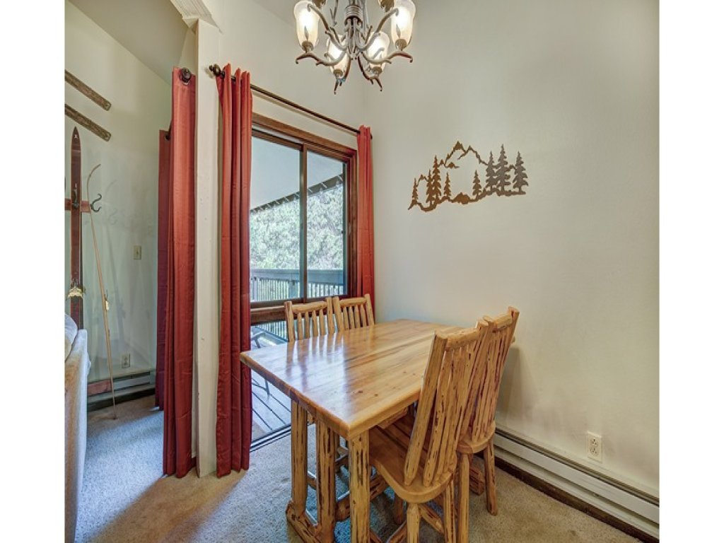 Updated 2Br Plus Loft Condo on Shuttle Route! Sleeps 8 & Kids Ski Free Vacation Rental in Colorado - RedAwning